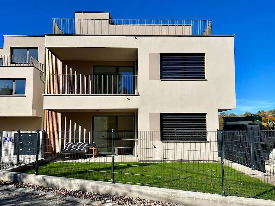 Modern Studio Gardenia_Gartenwohnung Alte Donau Vienna 0*,